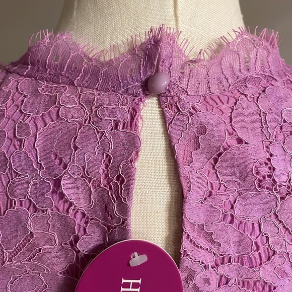 Women’s summer lace halter top sleeveless mock neck eyelash finishMed lilac - Picture 8 of 12